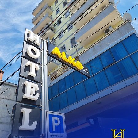 Alko Hotel Shkodër エクステリア 写真